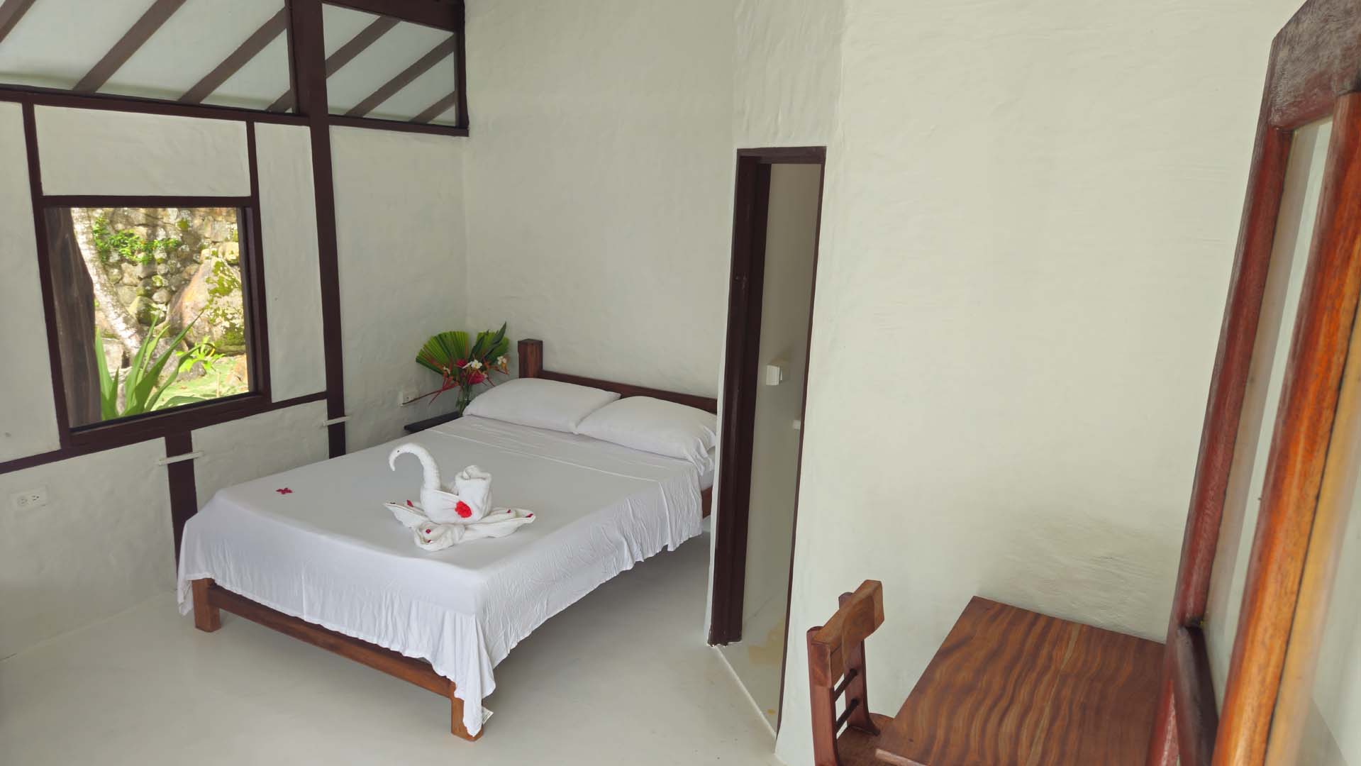 2-Story-Bungalow-room-brisa-bahia-stay-colombia160308_1
